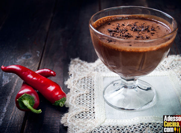 Mousse al cioccolato e peperoncino