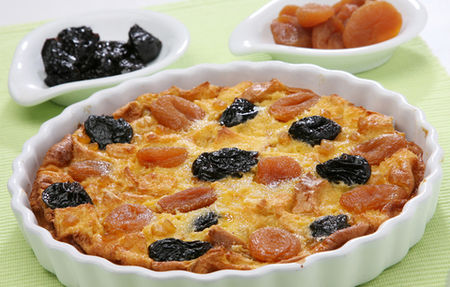 Clafoutis alle prugne secche