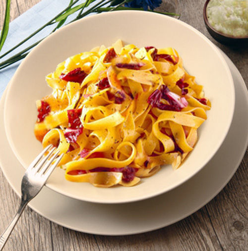 Tagliatelle cremose al radicchio - Ricetta