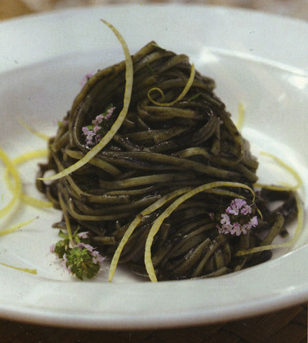 Tagliolini Al Nero Di Seppia Profumati Al Limone