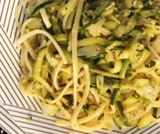 Linguine con zucchine al timo e limone