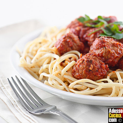 Spaghetti e polpettine - Ricetta