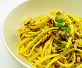 Linguine allo zafferano con polpa di granchio