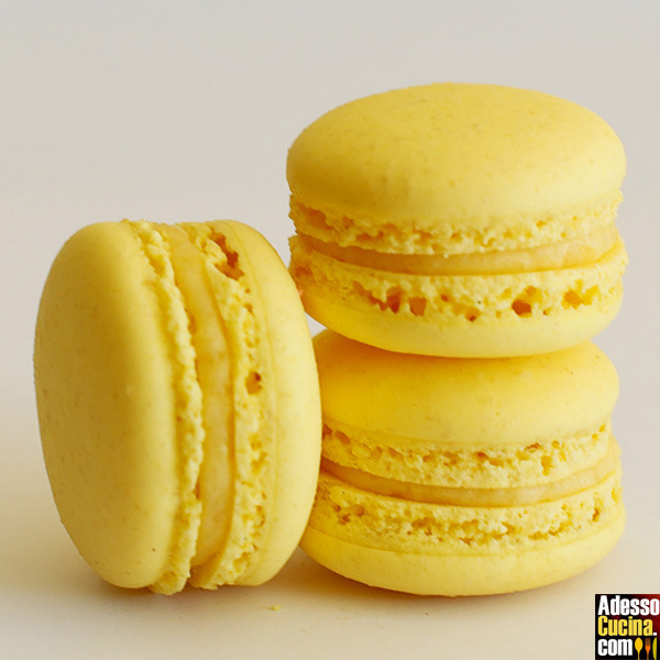 Macaron con crema al mango - Ricetta