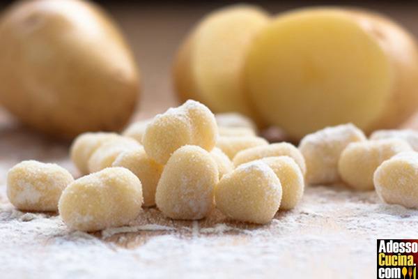 Gnocchi di patate e ceci - Ricetta