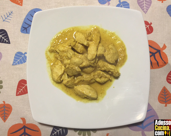 Pollo al curry e yogurt Dukan - Ricetta