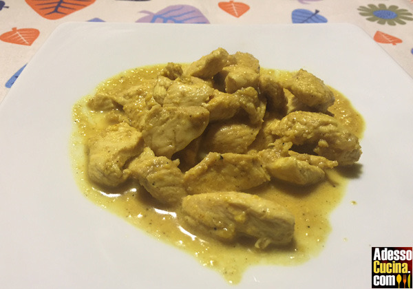 Pollo al curry e yogurt Dukan