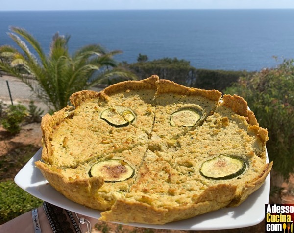 Crostata salata di zucchine e tofu - Ricetta